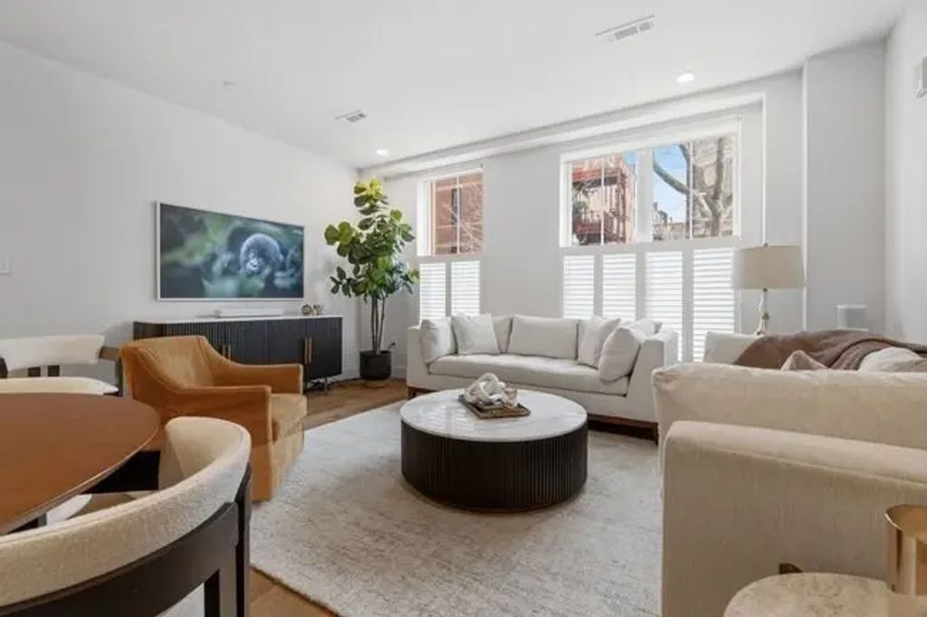 566 Columbus Ave #103, Boston