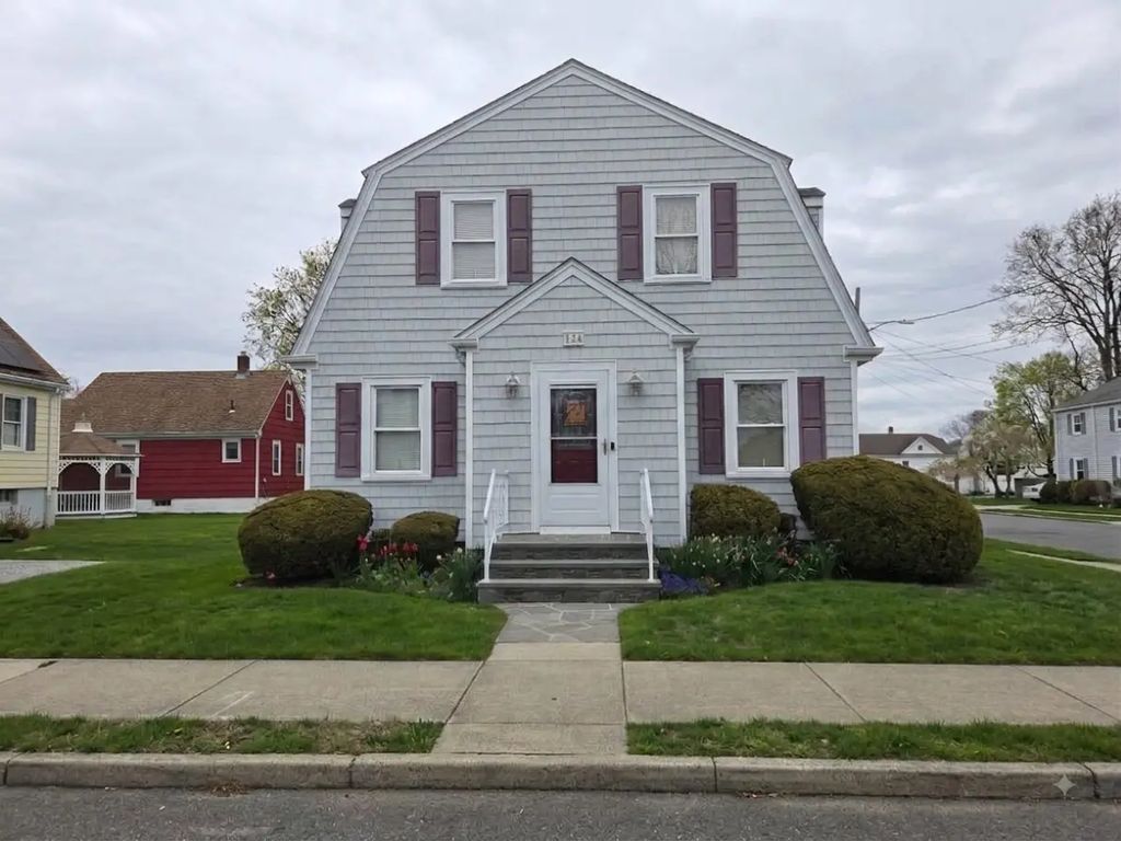 124 Felton St., New Bedford