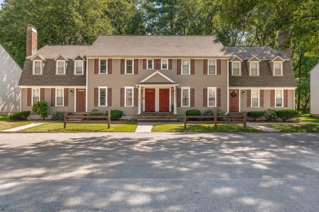 759 Wellman Avenue #759, Chelmsford