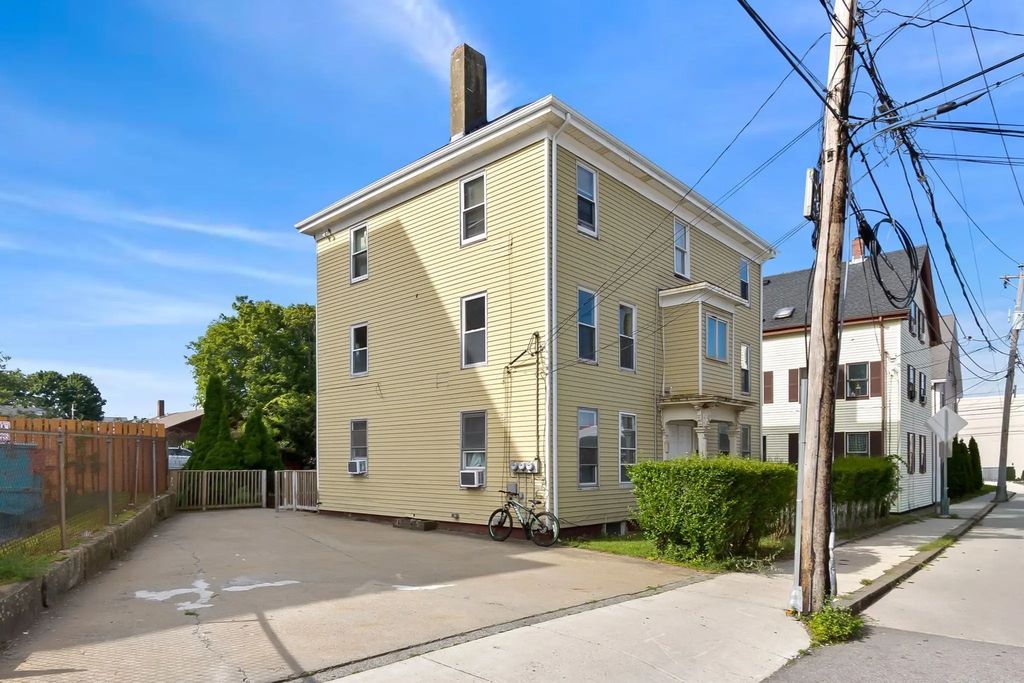 20 Shepherd St, Gloucester