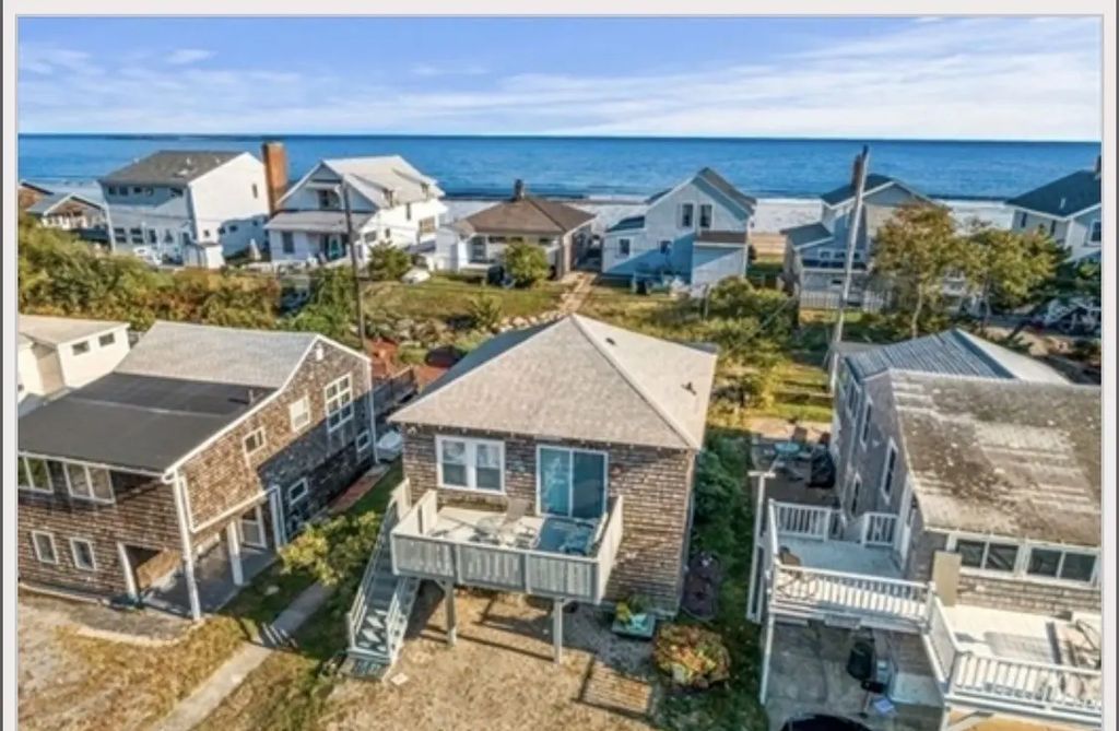 85 Long Beach, Rockport