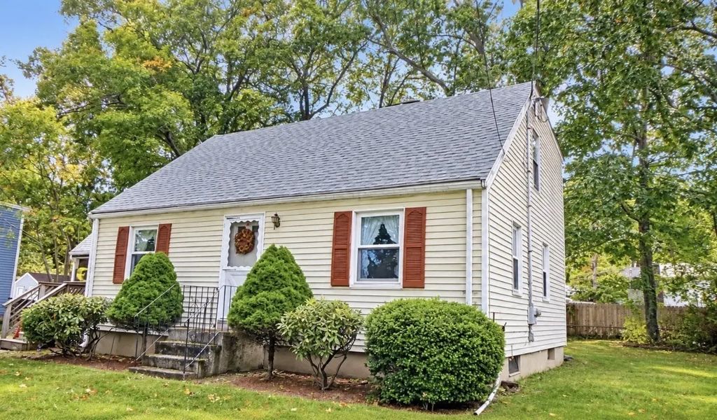 17 Prince St, North Attleboro