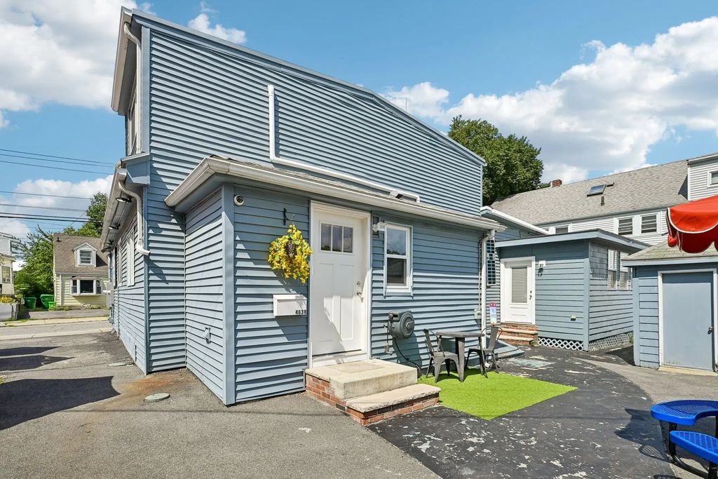 463 Fulton Street #r, Medford