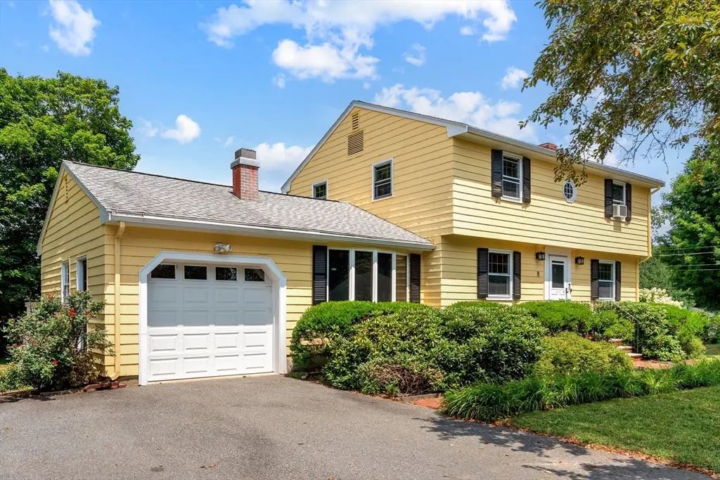 68 Dalton Rd, Concord