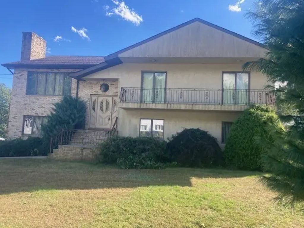 55 Northmere, Fall River