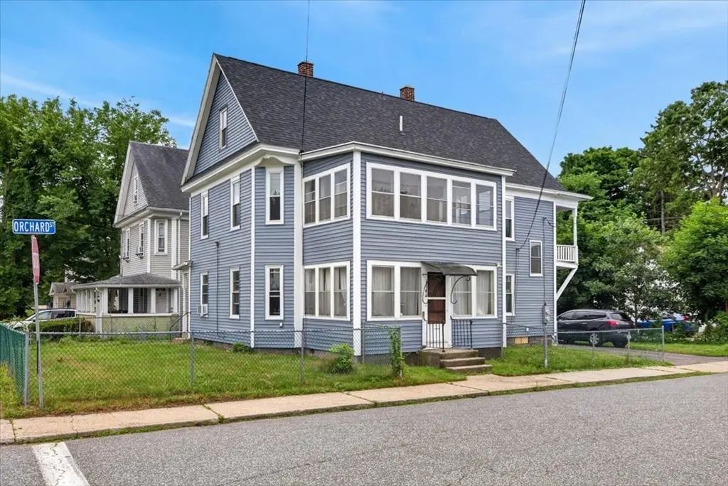1644-1646 N Main St, Palmer