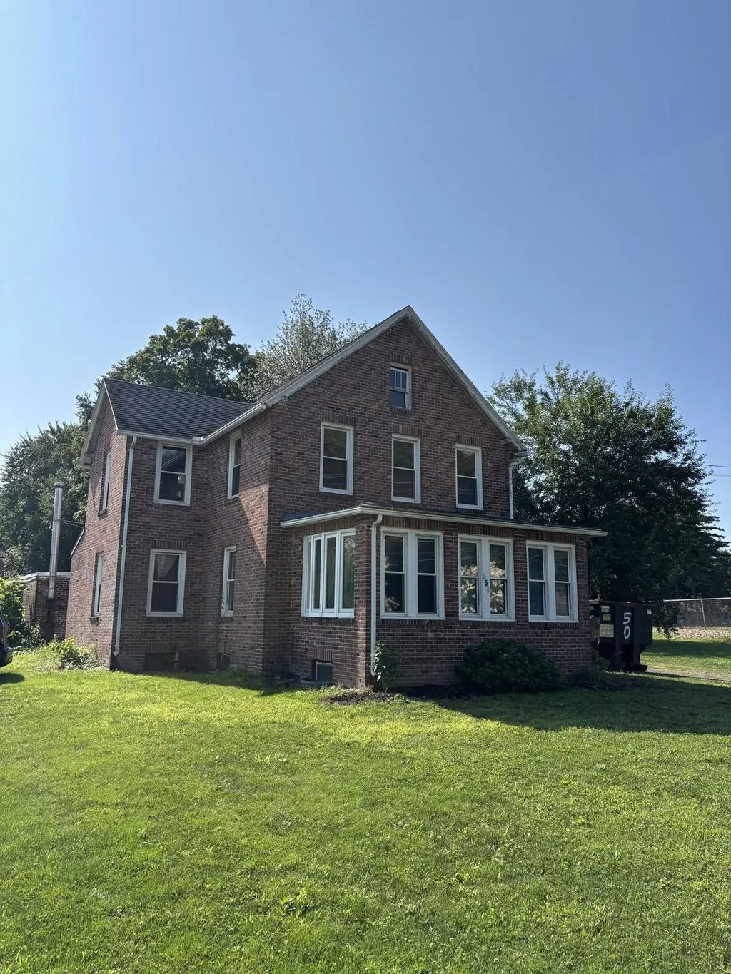 456 Granby Rd, South Hadley