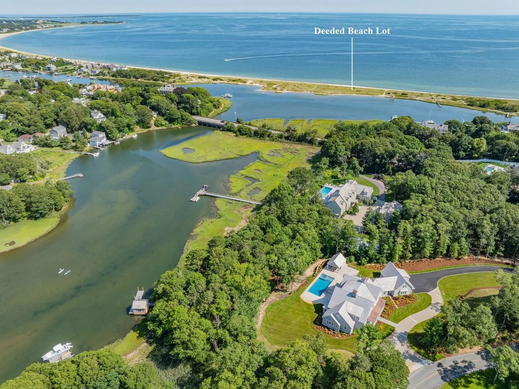 48 Starboard Lane, Barnstable