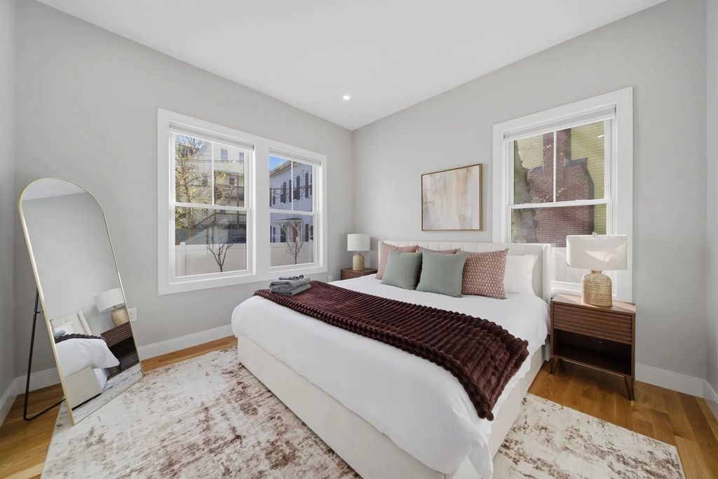174 Walnut Street #1, Somerville
