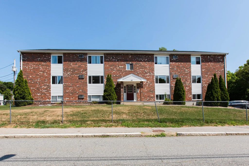 42 Fisher St #5, North Attleboro