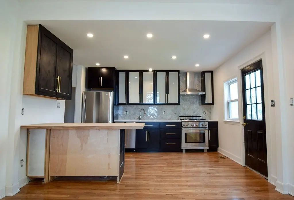 32 Cedar Street #right, Boston