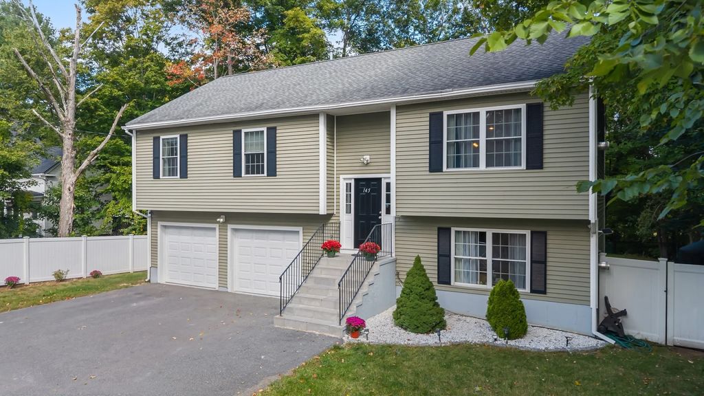 145 Worcester St, West Boylston