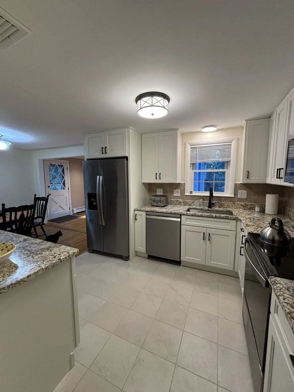 12 Hampton Road, Sharon