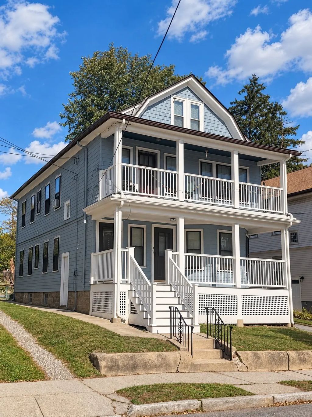 22-22a Valley St., Medford