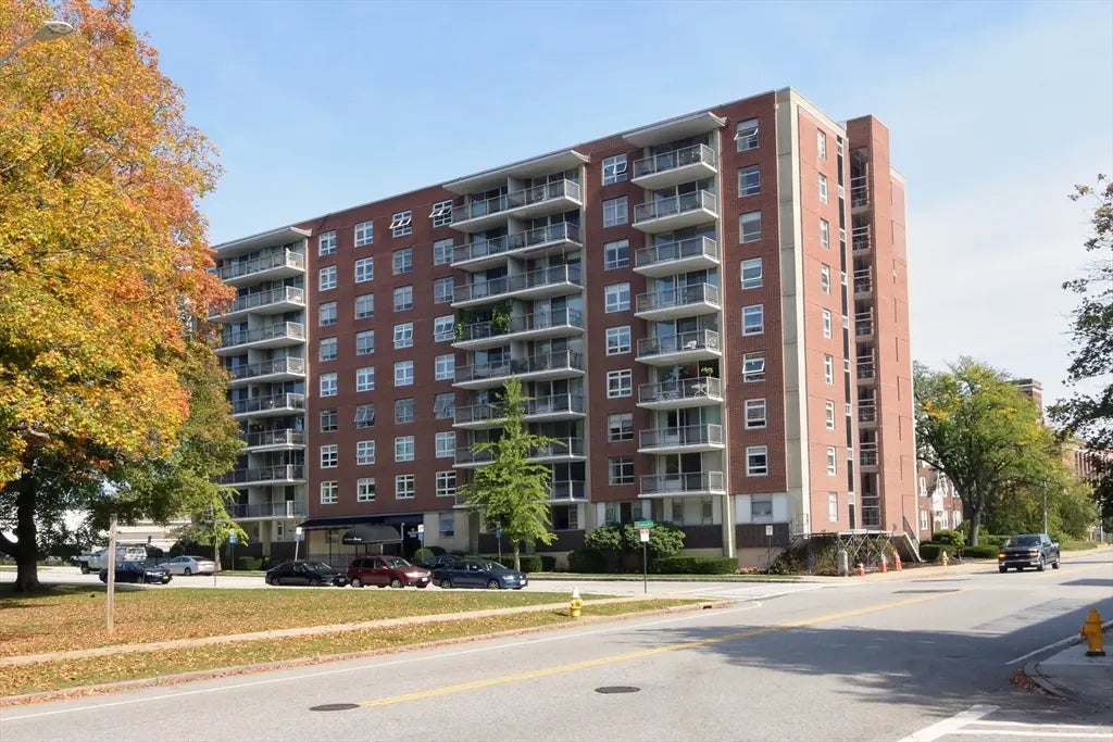 80 Salisbury St #206, Worcester