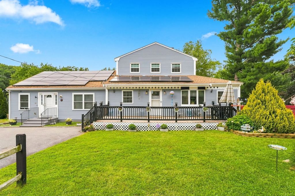 55 Friendship St, Billerica