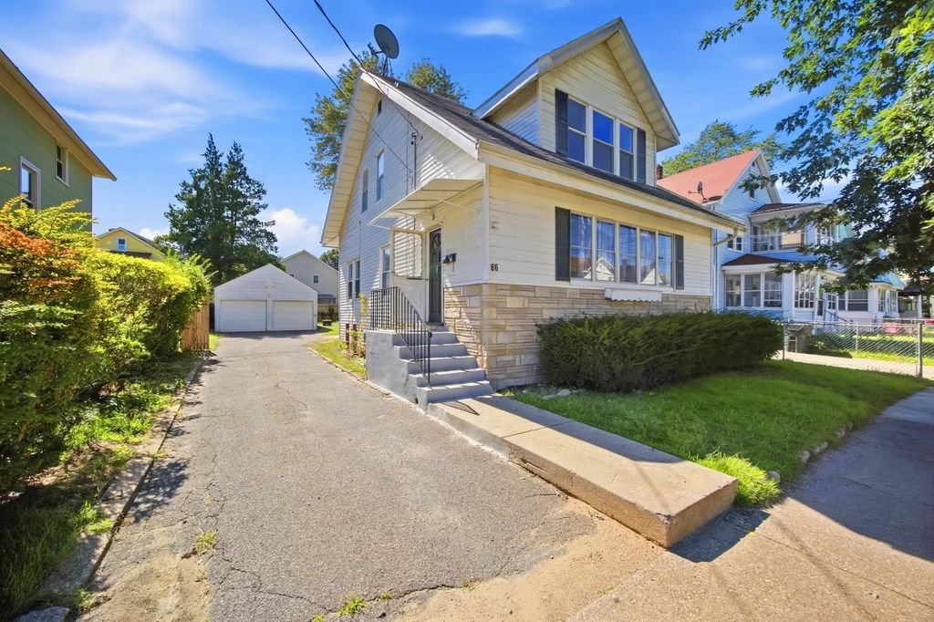 66 Ardmore Street, Springfield