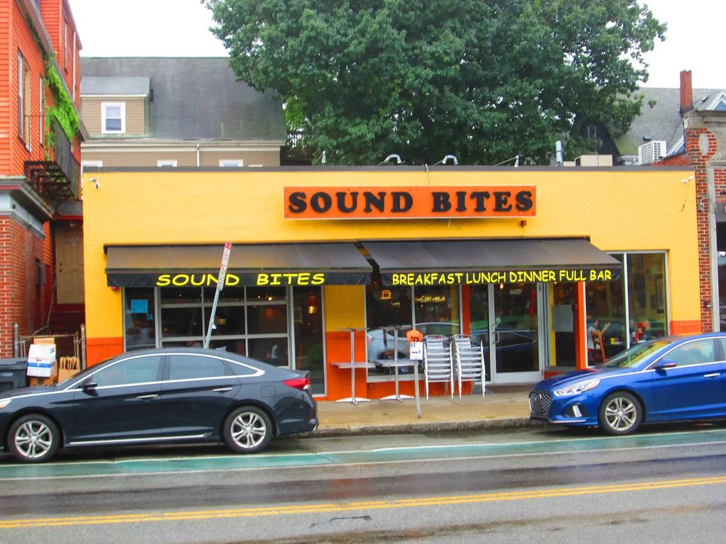704 Broadway, Somerville