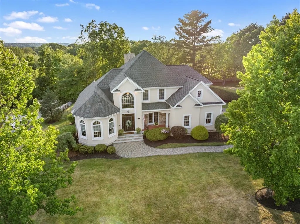 39 Ticklefancy Lane, Salem