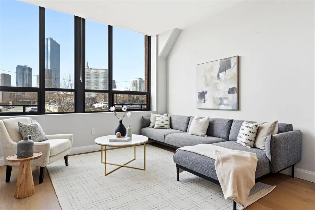 100 Shawmut Ave #201, Boston