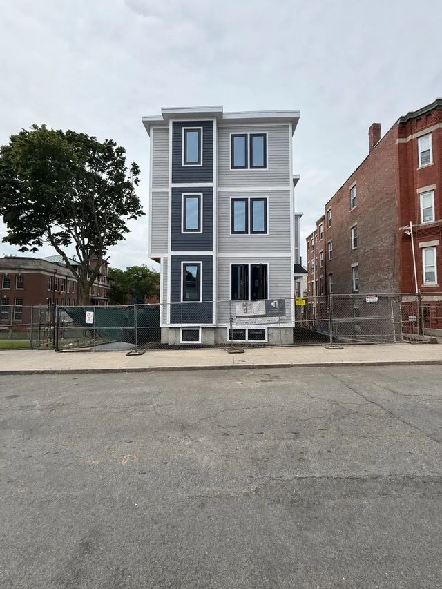 75 Maywood, Boston
