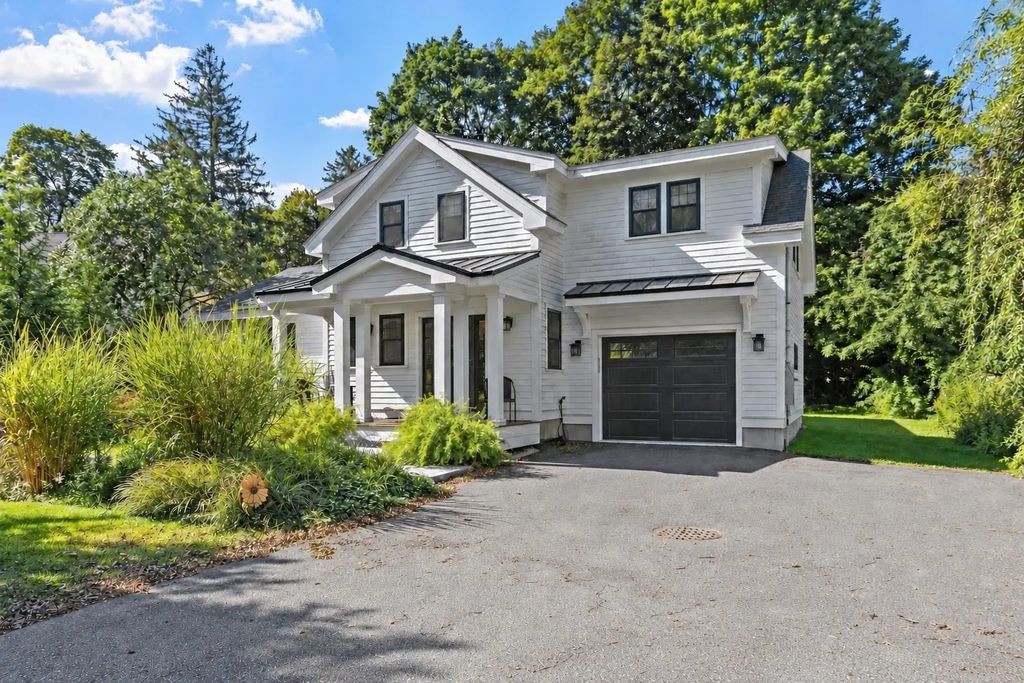 64 Bedford Street #64, Concord