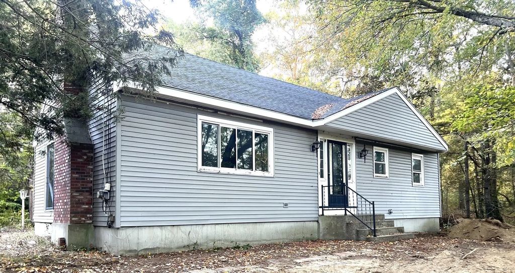 831 Providence Rd, Northbridge