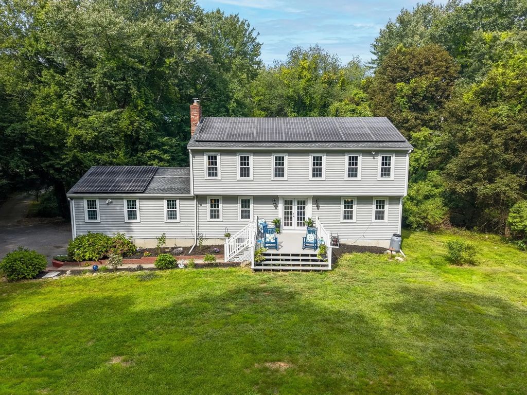 543 Central Street, Holliston