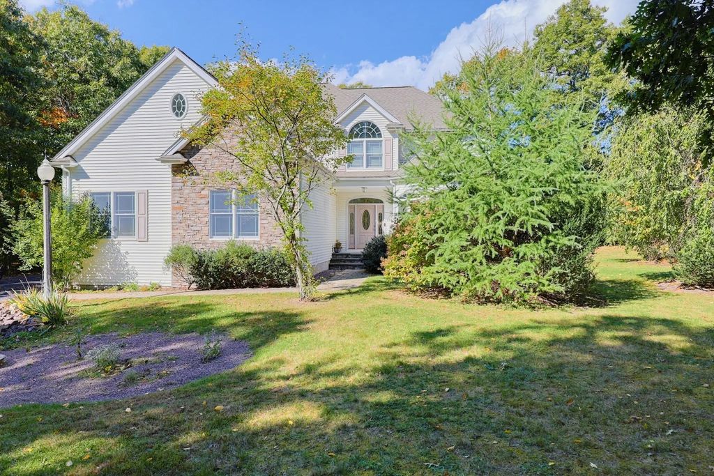 428 Elmwood St, North Attleboro