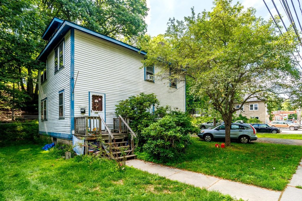 105 State St, Buckland