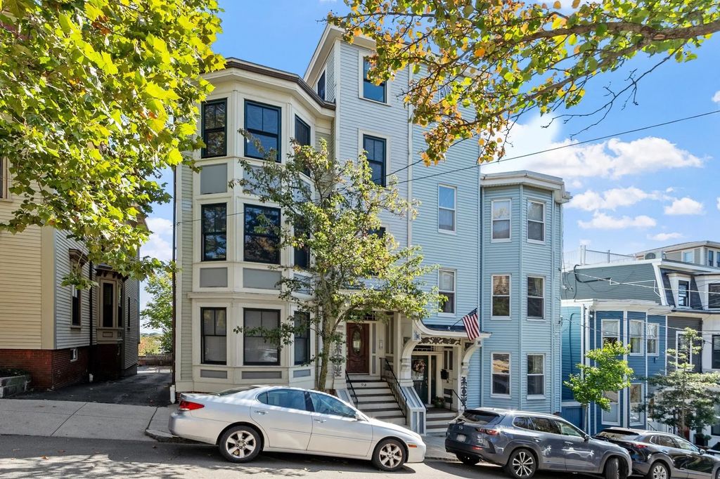 98 G St #4, Boston