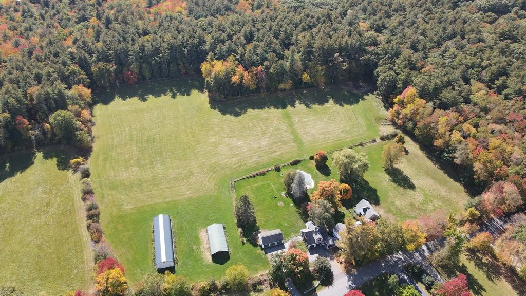 57 Old Mill Rd, Harvard