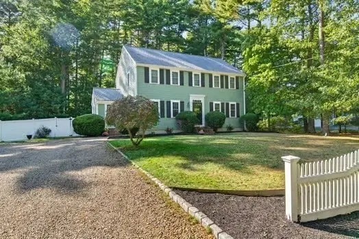 4 Rebecca Drive, Marion