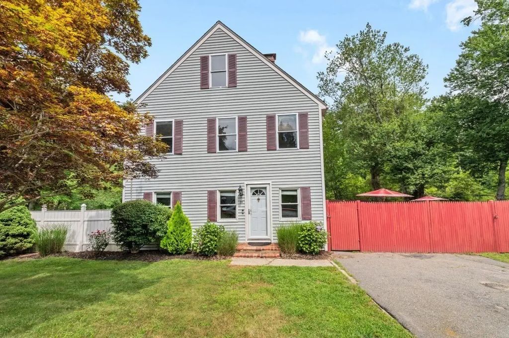 24 Birchwood Ave, Sudbury