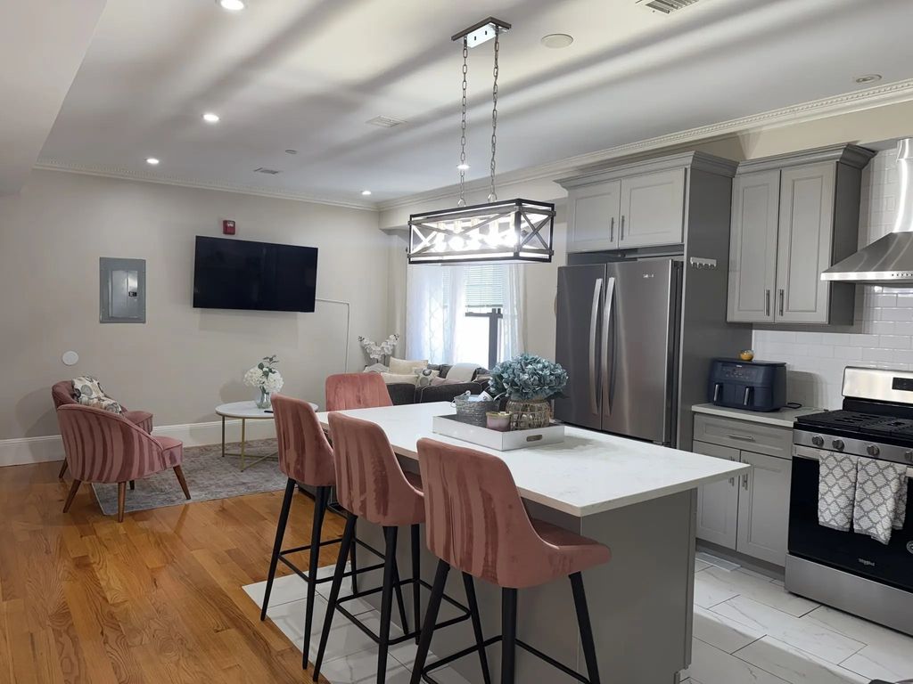 399 Broadway #1, Chelsea