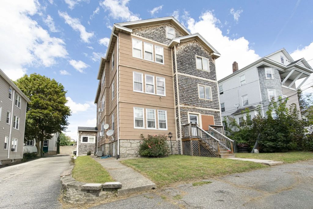 14 Ericsson St, Worcester
