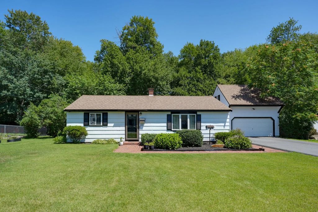 20 Ledgewood Dr, Burlington