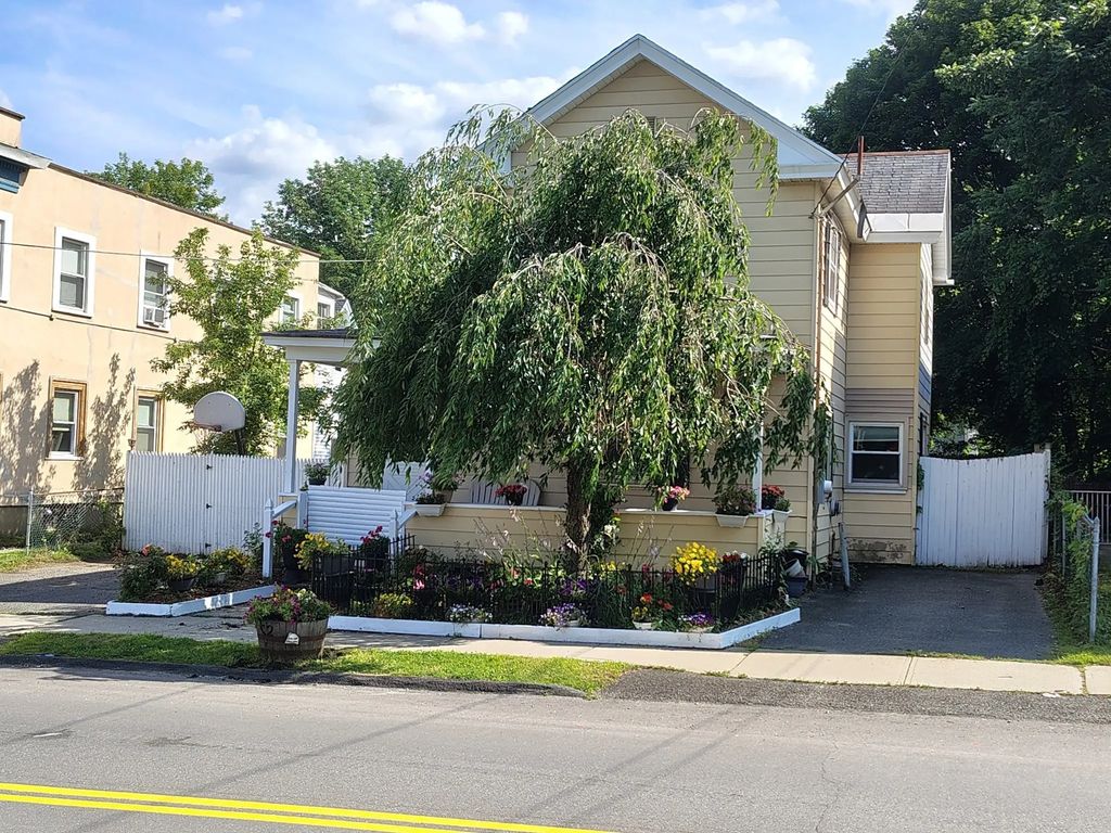 12 Lincoln Street, Pittsfield