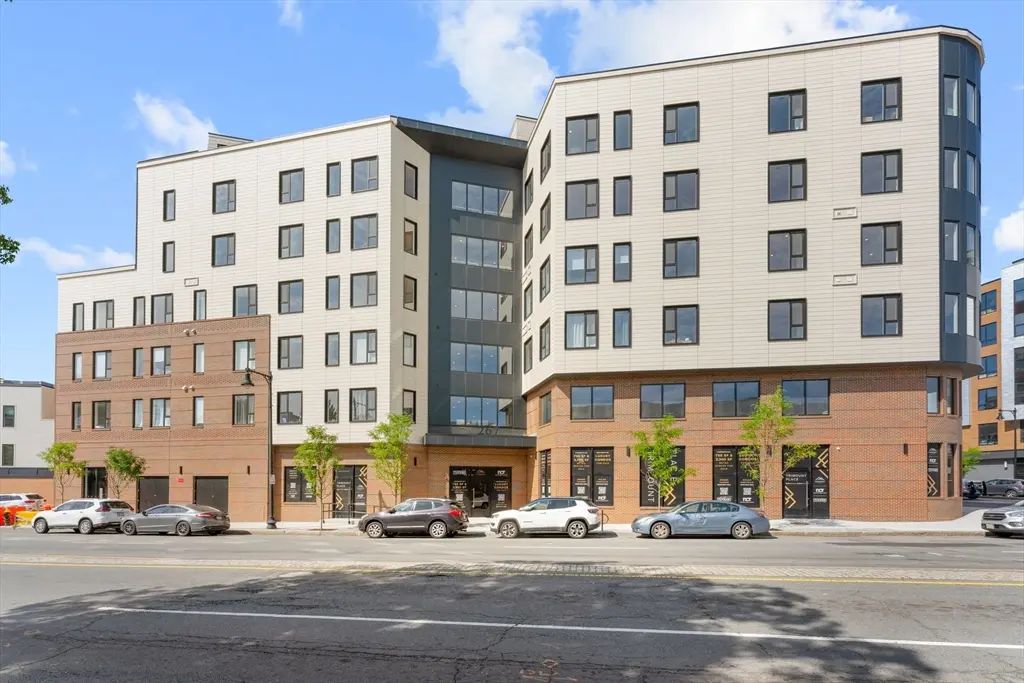 267 Old Colony Avenue #c3, Boston
