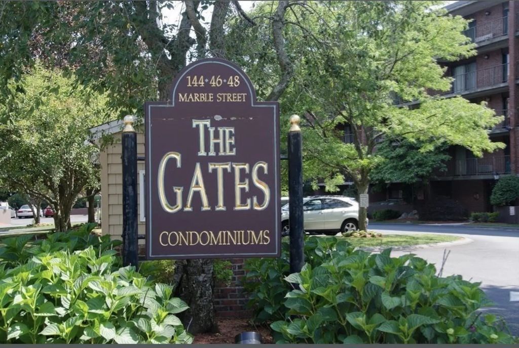 148 Marble St #404, Stoneham