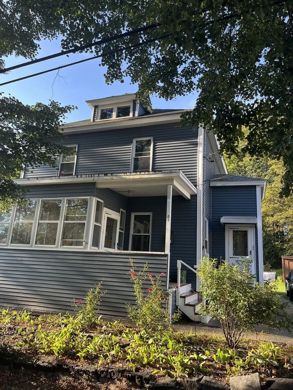 31-33 Cascade St, Fitchburg
