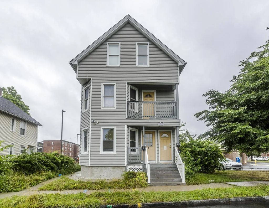 10 Monroe St, Springfield