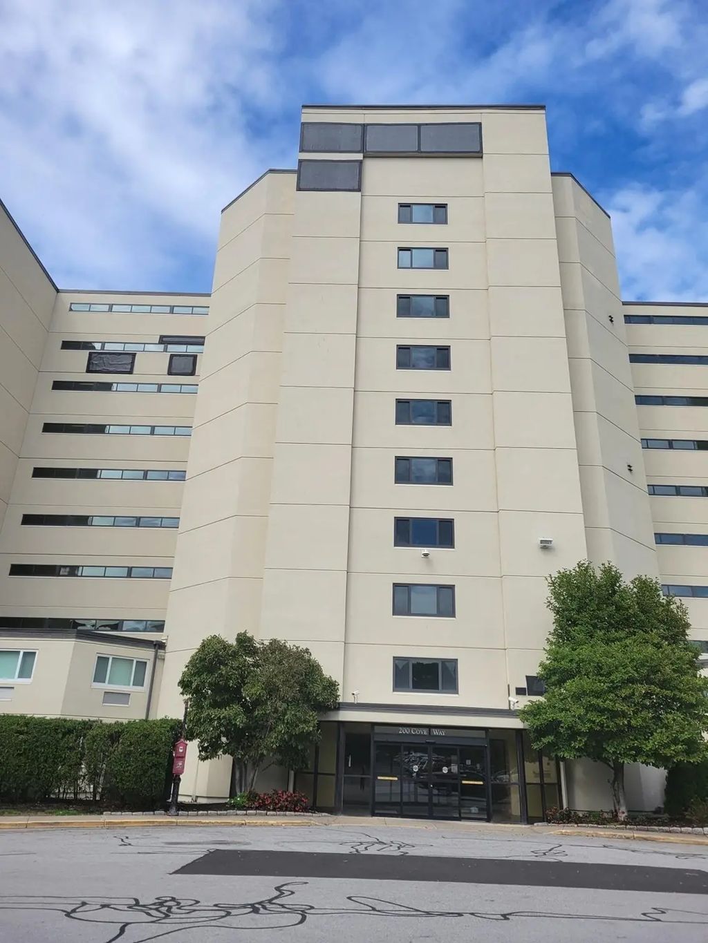 200 Cove Way #612, Quincy