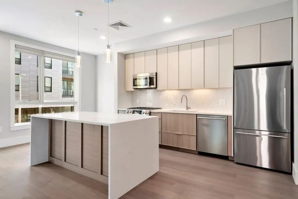 3193 Washington St. #305, Boston