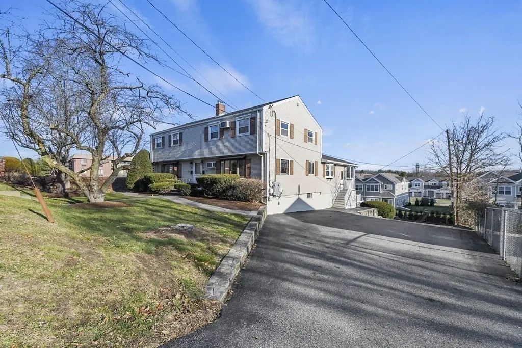 72 Cambridge Road #2, Woburn