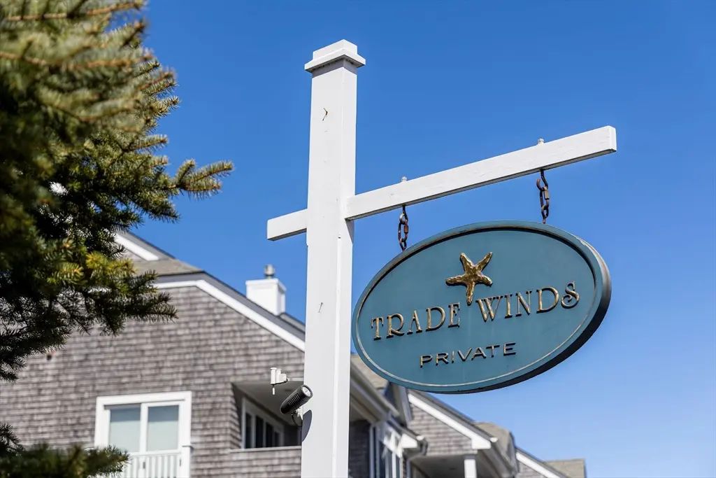 780 Craigville Beach Road, Barnstable