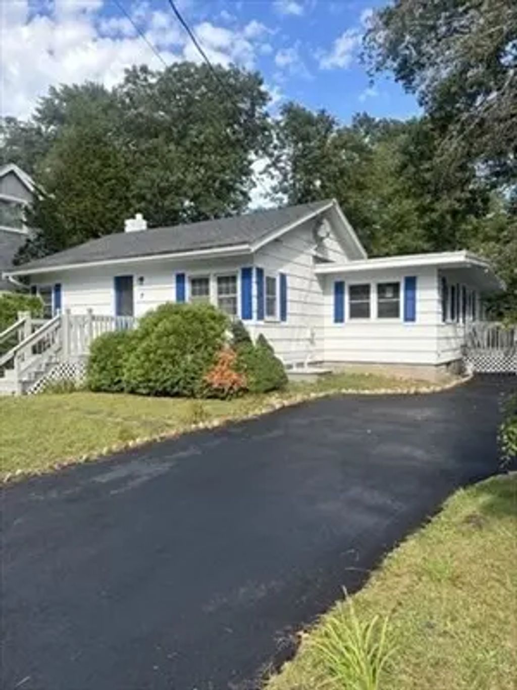 7 Central Ave, Plymouth