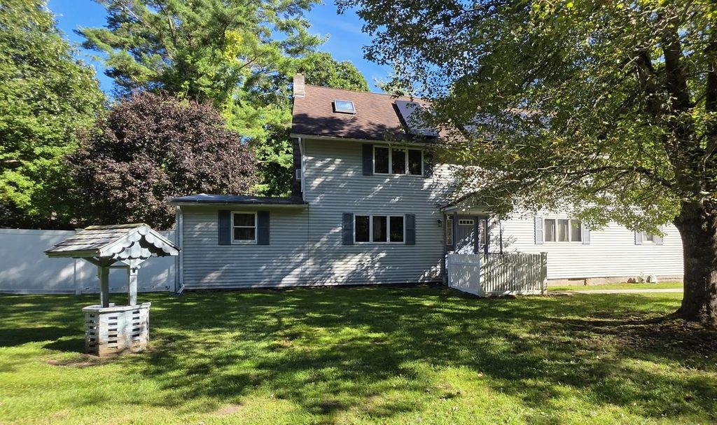 704 Belchertown Rd, Ware