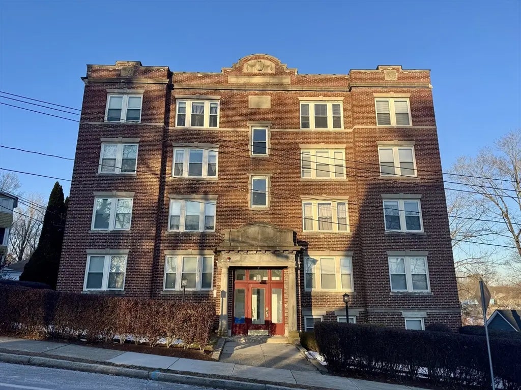 31 Dennison Ave #16, Framingham