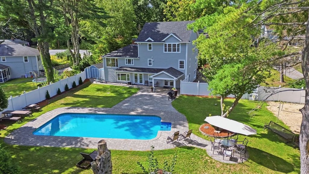 20 Cherokee Rd, Acton
